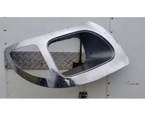 Headlamp Assembly International 7600 Dixie Truck Centre