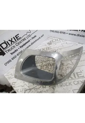 International 7600 Headlamp Assembly