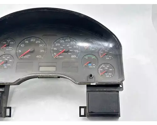 International 7600 Instrument Cluster