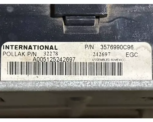 International 7600 Instrument Cluster