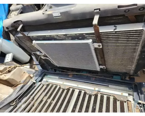 International 7600 Intercooler