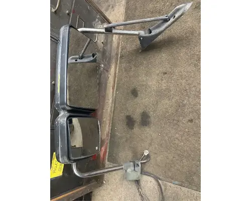 International 7600 Mirror (Interior)