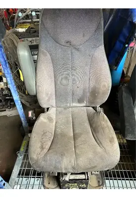 International 7600 Seat, Front