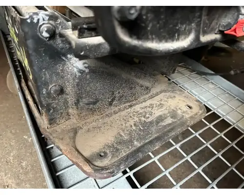 International 7600 Seat, Front