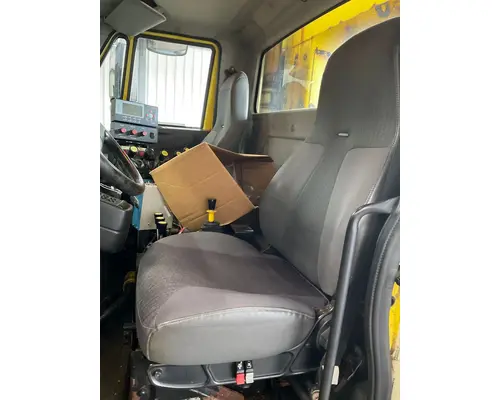 Seat, Front INTERNATIONAL 7600 Dutchers Inc   Heavy Truck Div  Ny