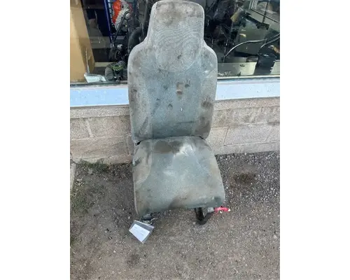 Seat, Front International 7600 Dixie Truck Centre