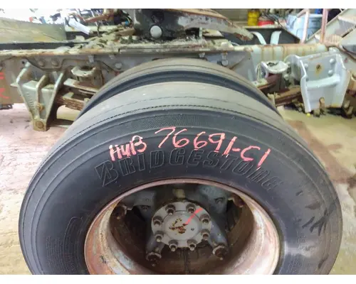 Hub INTERNATIONAL 76691-C1 Crest Truck Parts