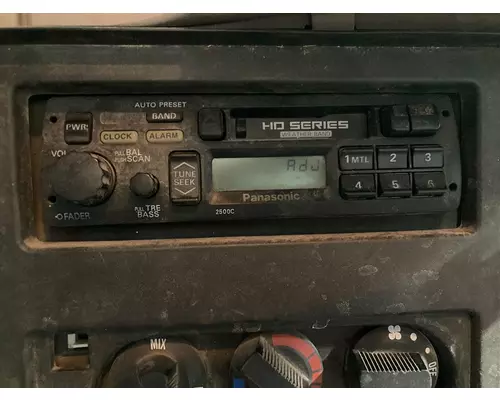 Radio International 8100 Vander Haags Inc Dm