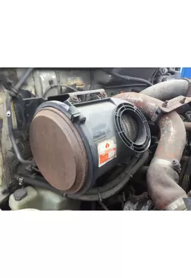 International 8100 Air Cleaner