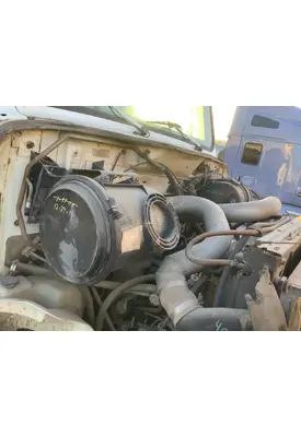 International 8100 Air Cleaner