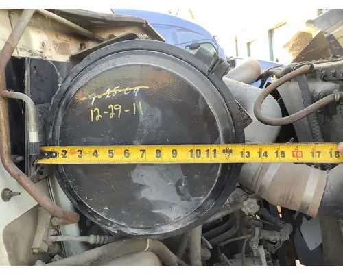 International 8100 Air Cleaner