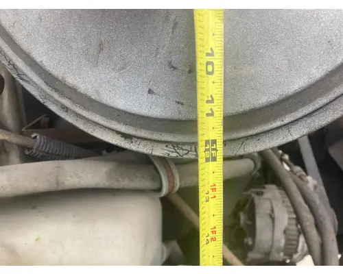 International 8100 Air Cleaner