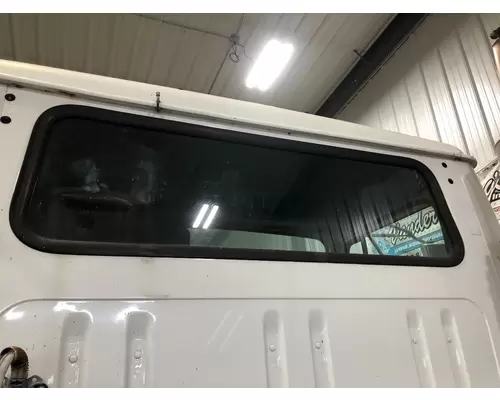 International 8100 Back Glass