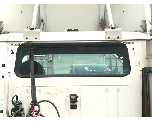 International 8100 Back Glass