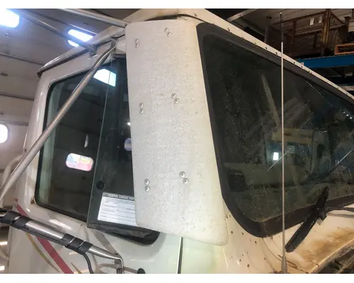 International 8100 Body, Misc. Parts