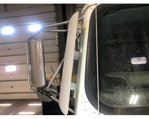 International 8100 Body, Misc. Parts