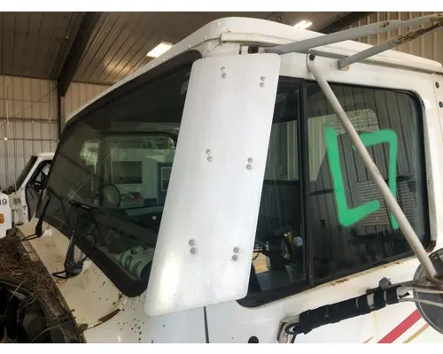 International 8100 Body, Misc. Parts