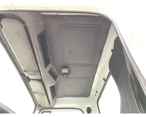 International 8100 Body, Misc. Parts