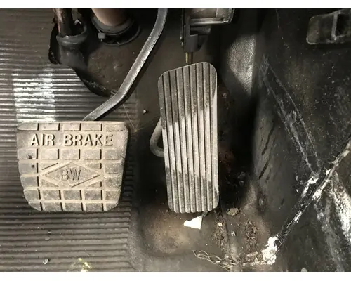 International 8100 Body, Misc. Parts