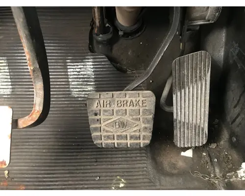 International 8100 Body, Misc. Parts