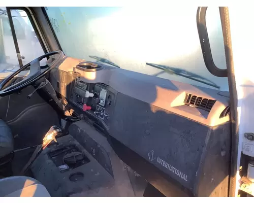 International 8100 Dash Assembly