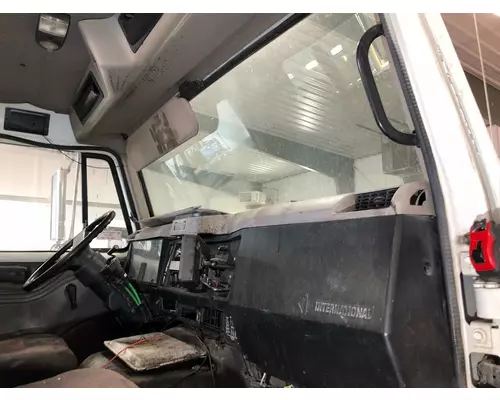 International 8100 Dash Assembly