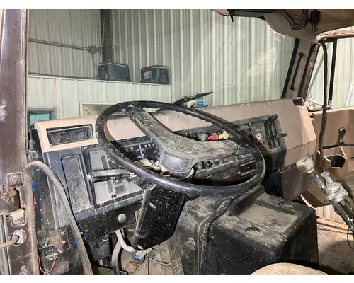 International 8100 Dash Assembly