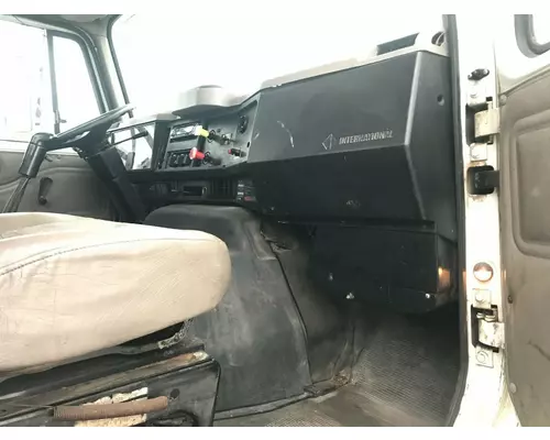 International 8100 Dash Assembly