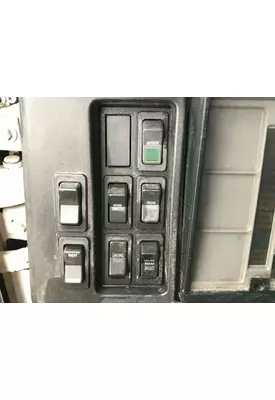International 8100 Dash Assembly