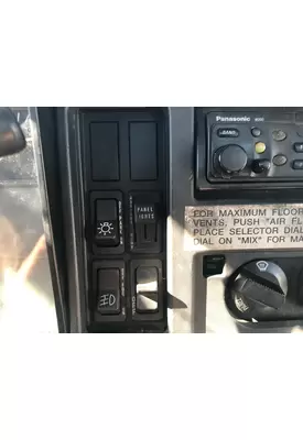 International 8100 Dash Assembly