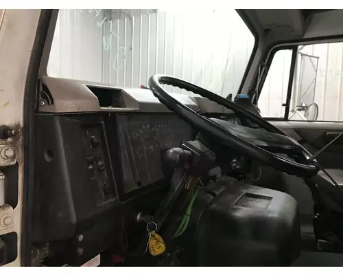 International 8100 Dash Assembly