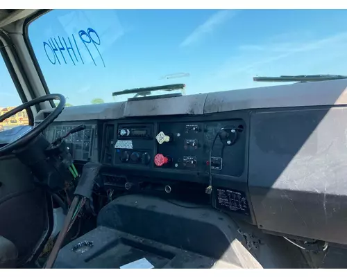 International 8100 Dash Assembly