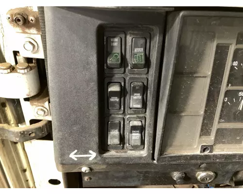 International 8100 Dash Panel