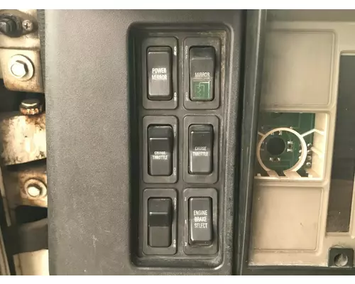 International 8100 Dash Panel