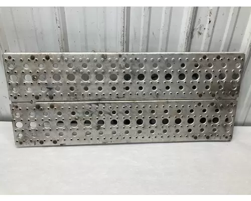 International 8100 Deckplate