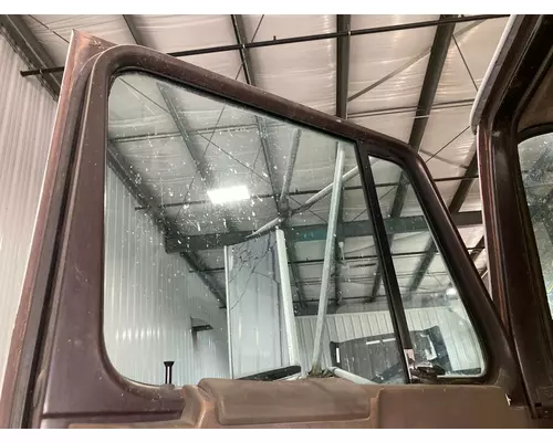 International 8100 Door Glass, Front