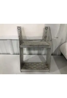 International 8100 Engine Brackets, Misc.