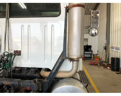 International 8100 Exhaust Assembly