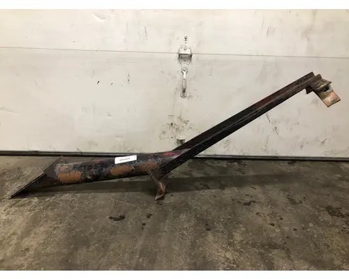 International 8100 Exhaust Assembly