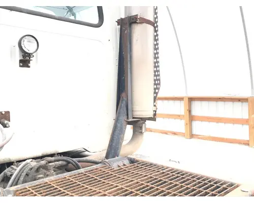 International 8100 Exhaust Assembly