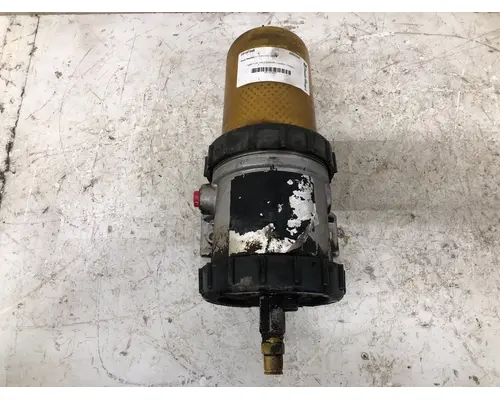 International 8100 FilterWater Separator