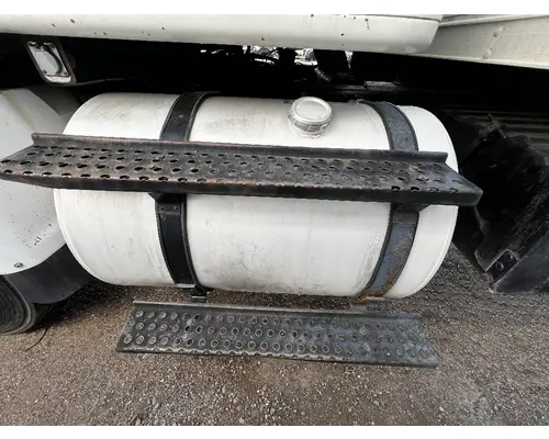Fuel Tank INTERNATIONAL 8100 DTI Trucks