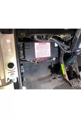 International 8100 Fuse Box