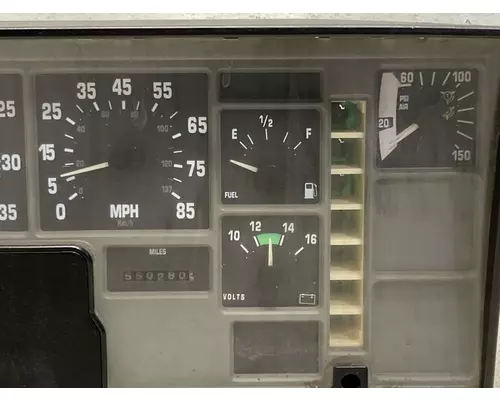 International 8100 Instrument Cluster