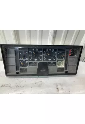 International 8100 Instrument Cluster