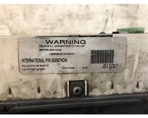 International 8100 Instrument Cluster
