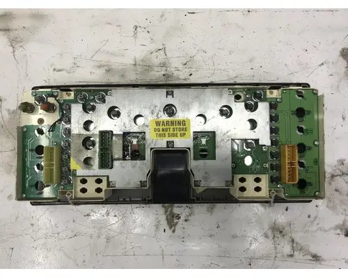 International 8100 Instrument Cluster