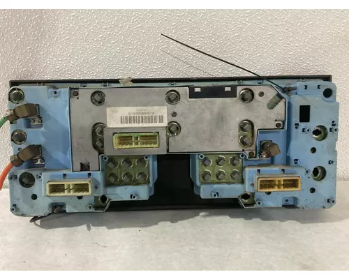 International 8100 Instrument Cluster