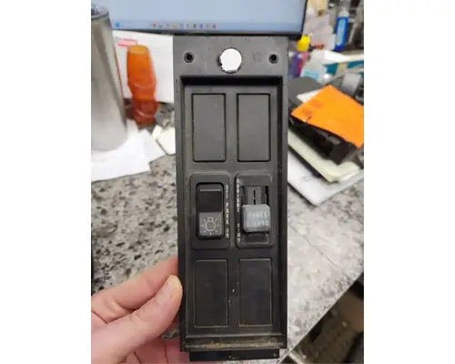 International 8100 Interior Parts, Misc.