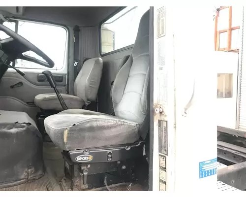 International 8100 Seat (Air Ride Seat)